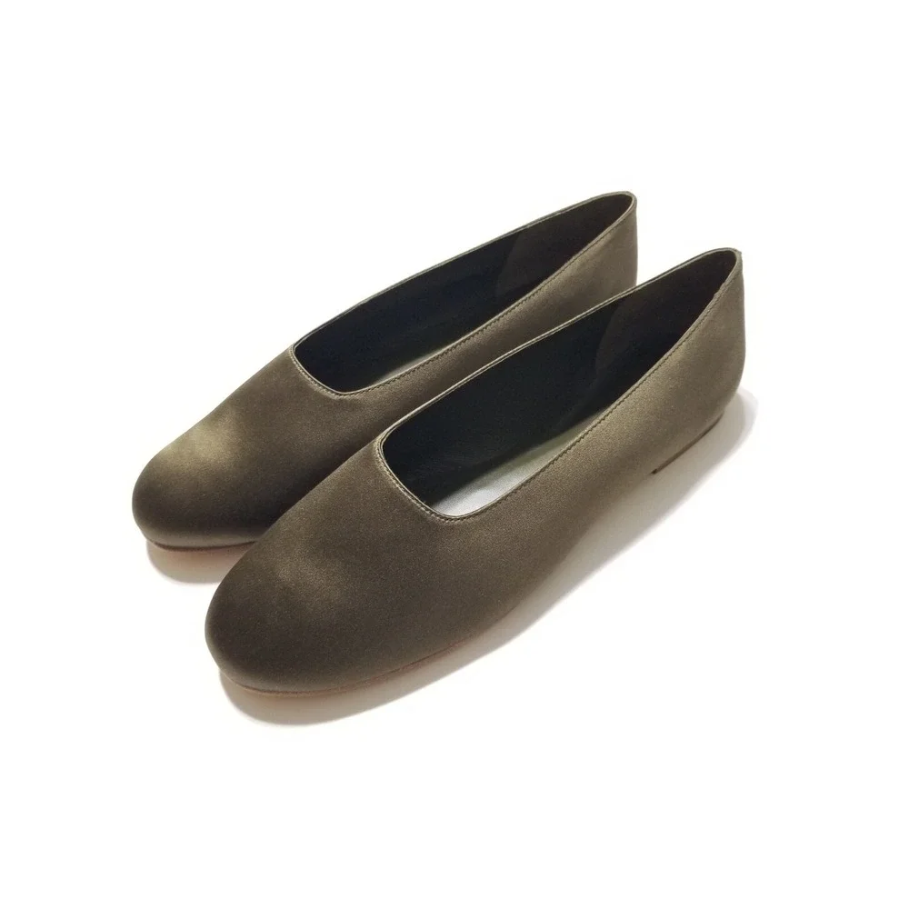 NIB‎ Vince Maxwell Italian Satin Ballet Flat Olive Green Size 6.5, 8.5 $225